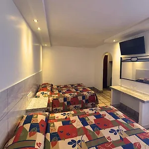 3* Hotel Arboledas Industrial