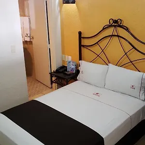  Hotel Luar